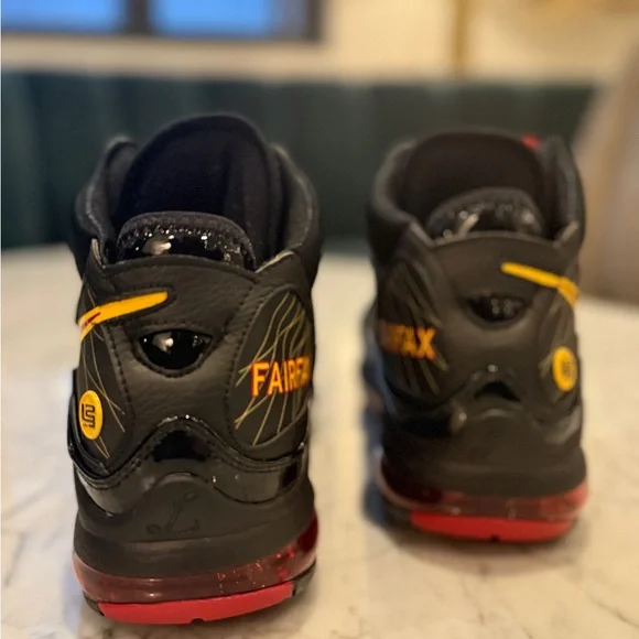 NIKE LABRON 7 Fairfax Away (2020) Red, Black & Gold - Picture 3 of 14